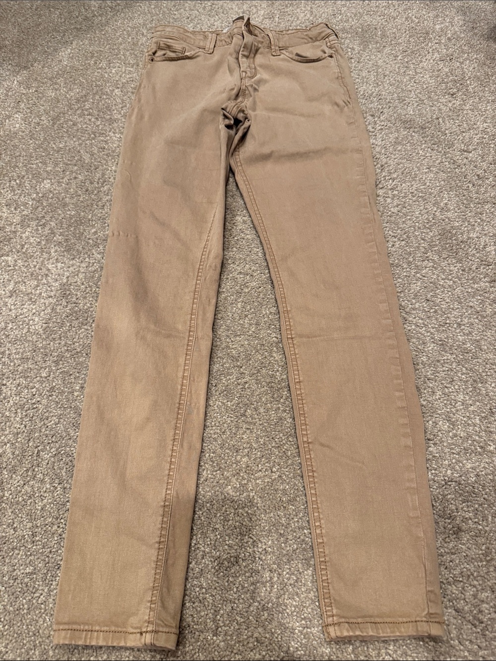 Old Navy Skinny Pants in Tan